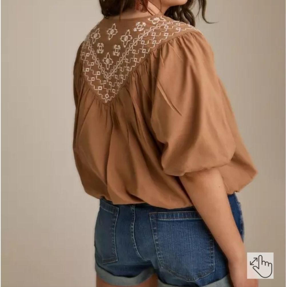 FESTI Bubble Top Size 00 Medium 10 Taupe Embroidered Blouse Top Torrid Tie Chest - Picture 2 of 11